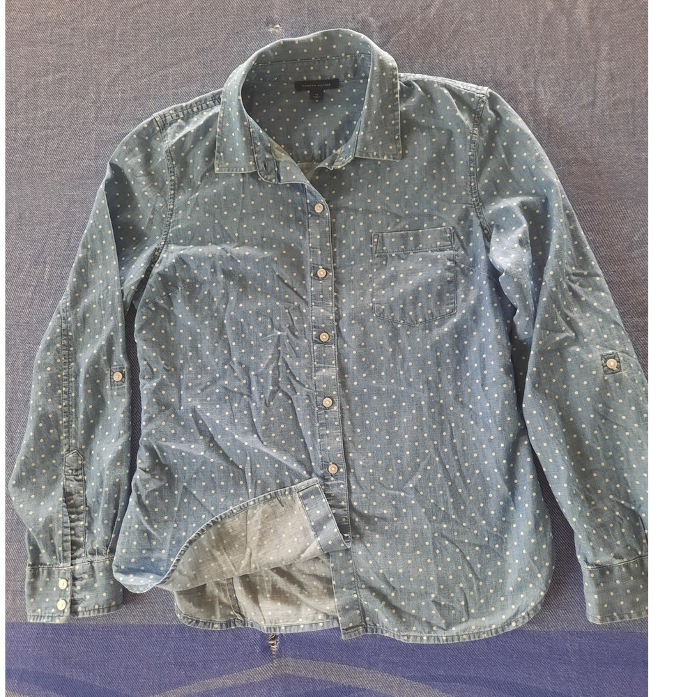 Tommy Hilfiger Women MediumAllOver Polka Dot Chambray Roll Tab Button Shirt Blue